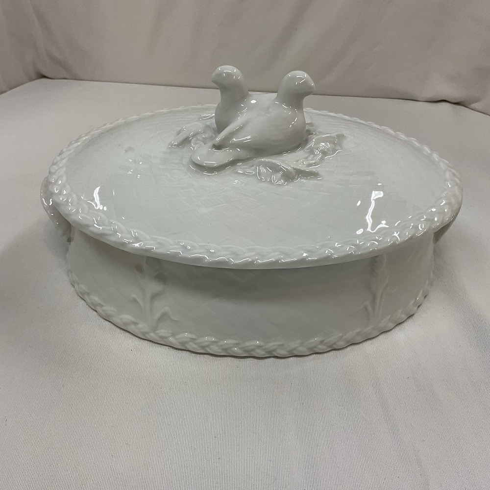 Royal Worcester England Gourmet Oven China Shallow Covered Casserole 2 Dove